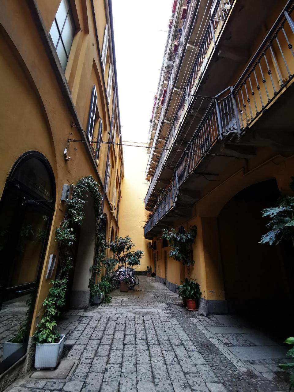 Milano Apartments Darsena Milão Exterior foto