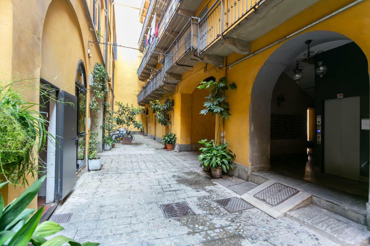 Milano Apartments Darsena Milão Exterior foto